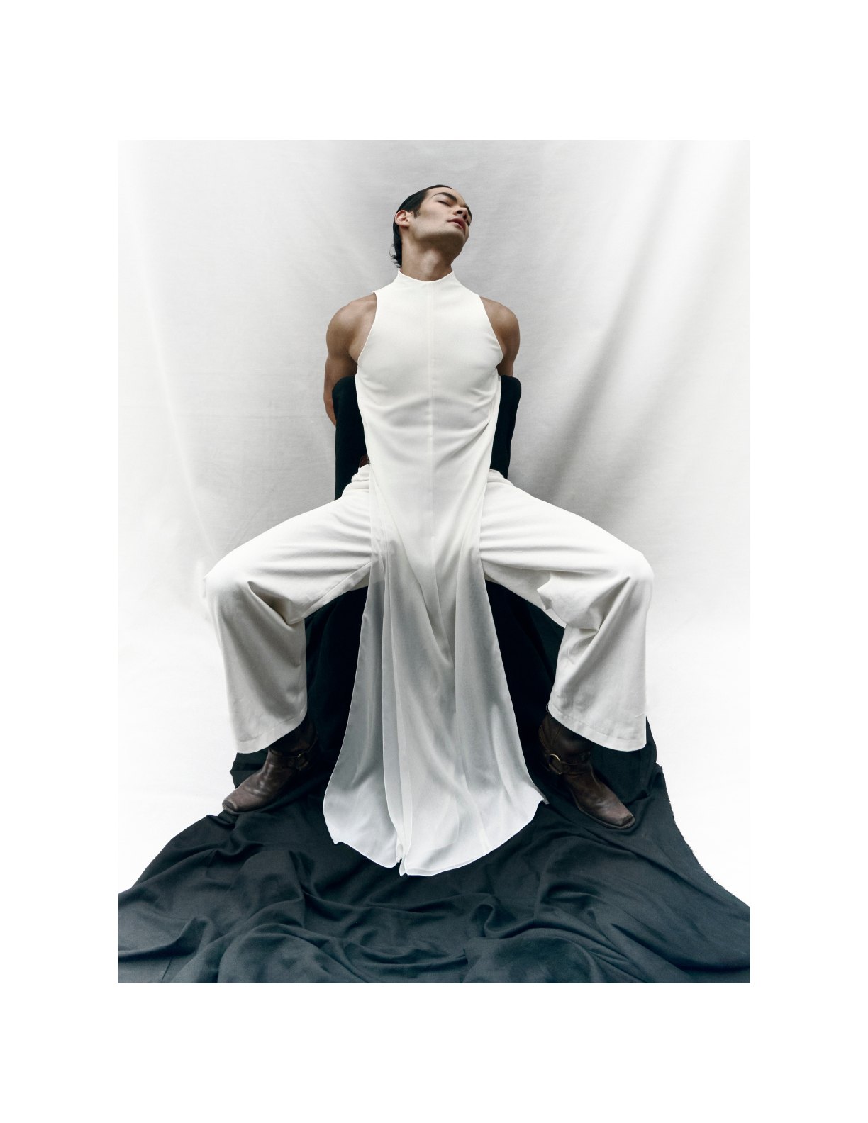 Sculptural white trouser look